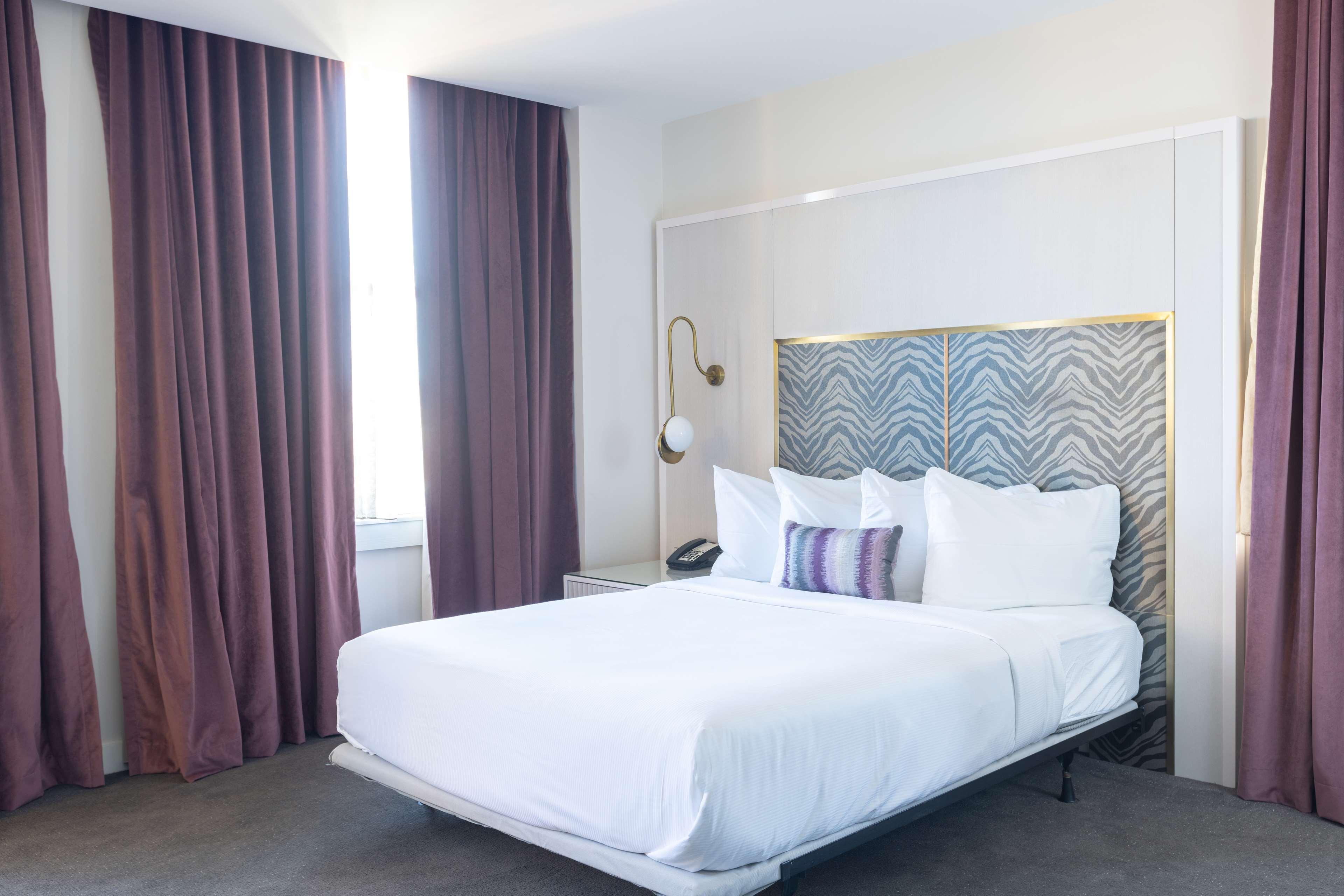 The Kelly Birmingham, Tapestry Collection By Hilton Hotell Exteriör bild